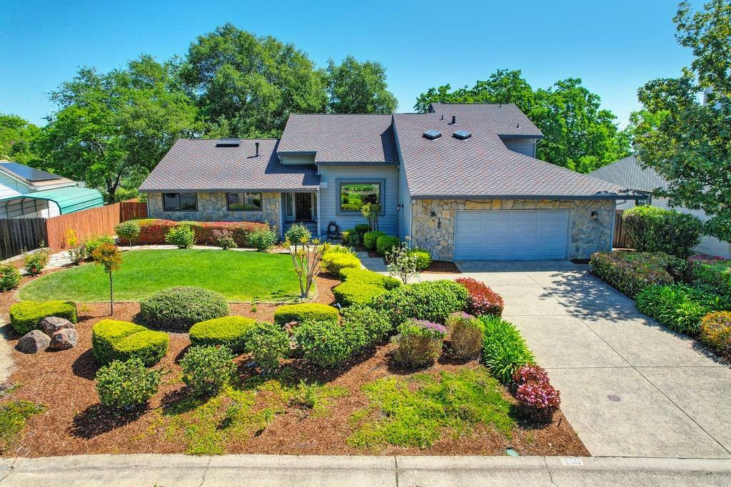 Property Photo: 190 River Ridge Way CA 95630