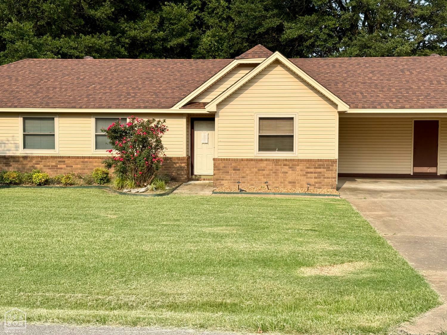 Property Photo: 33 Windfield Circle AR 72472