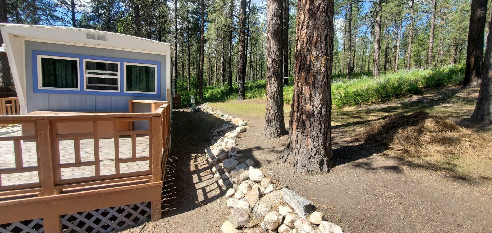 Property Photo: 20 Roosevelt Rd (Mobile #H) WA 99141