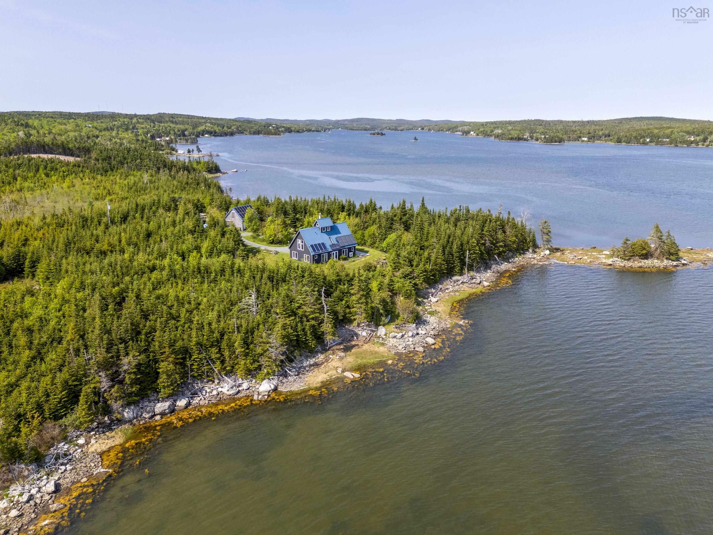 Photo de la propriété: 899 West Petpeswick Road NS B0J 2L0