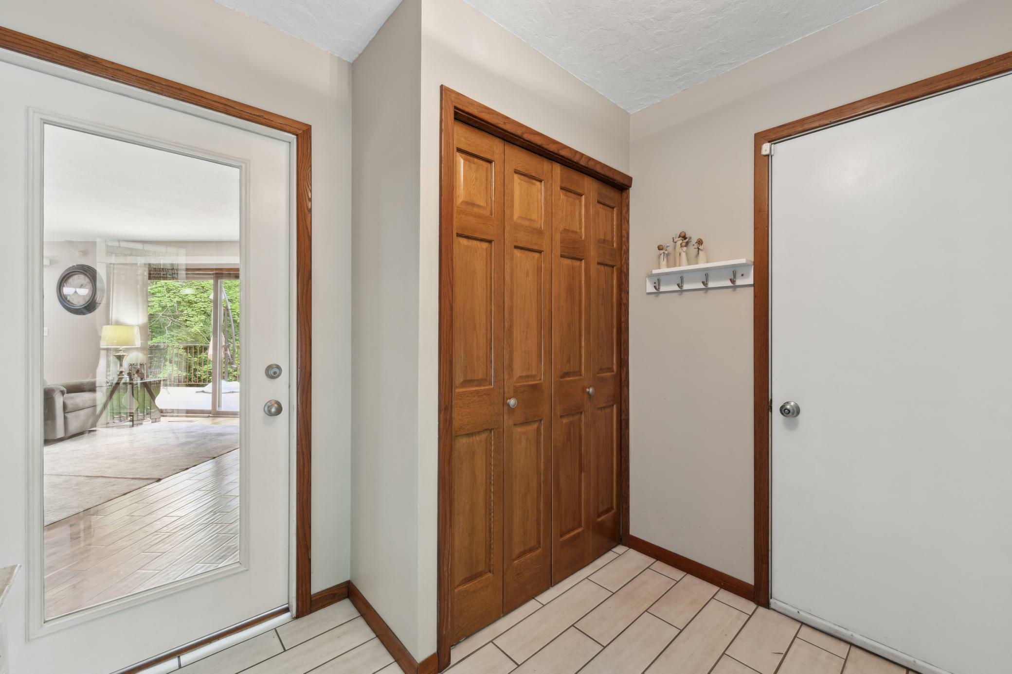 Property Photo: 1398 Summit Circle MN 55118