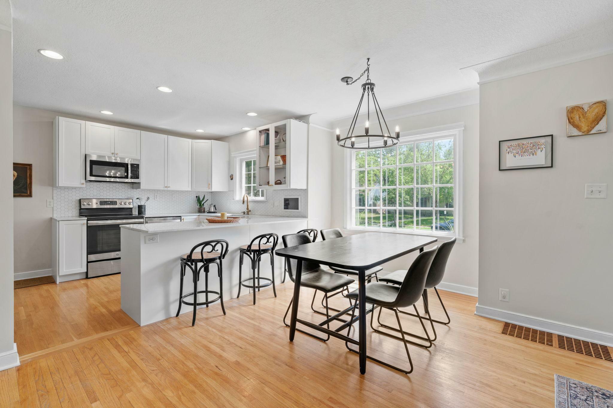 Property Photo: 3252 Georgia Avenue S MN 55426