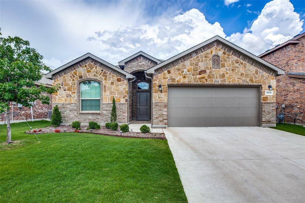 Property Photo: 9036 Sycamore Leaf Drive TX 76179