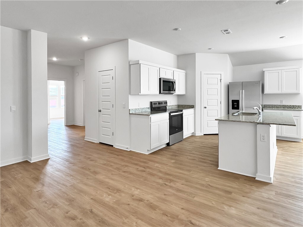 Property Photo: 941 Hudson Street AR 72753