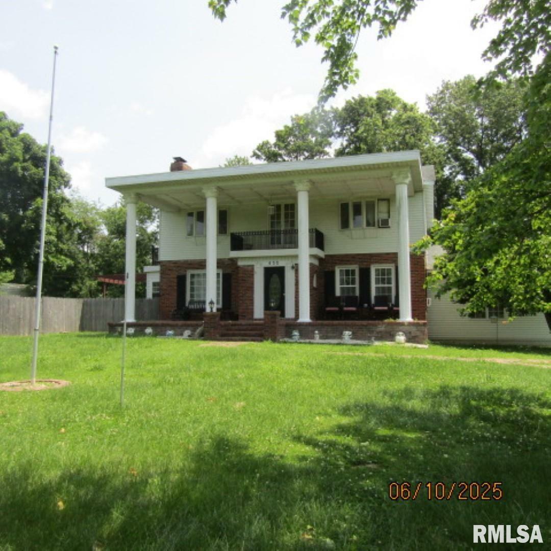 Property Photo: 632 N Pershing Street IL 62933