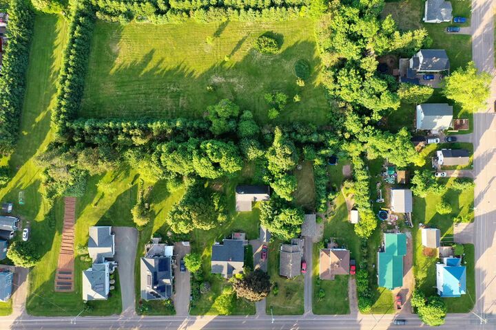 Photo de la propriété:  77 Broadway Street  PE C0B 1M0 