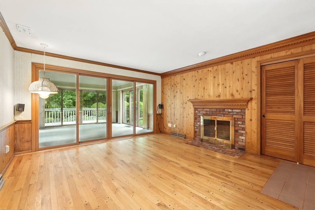 Property Photo: 98 Coventry Ln MA 01106