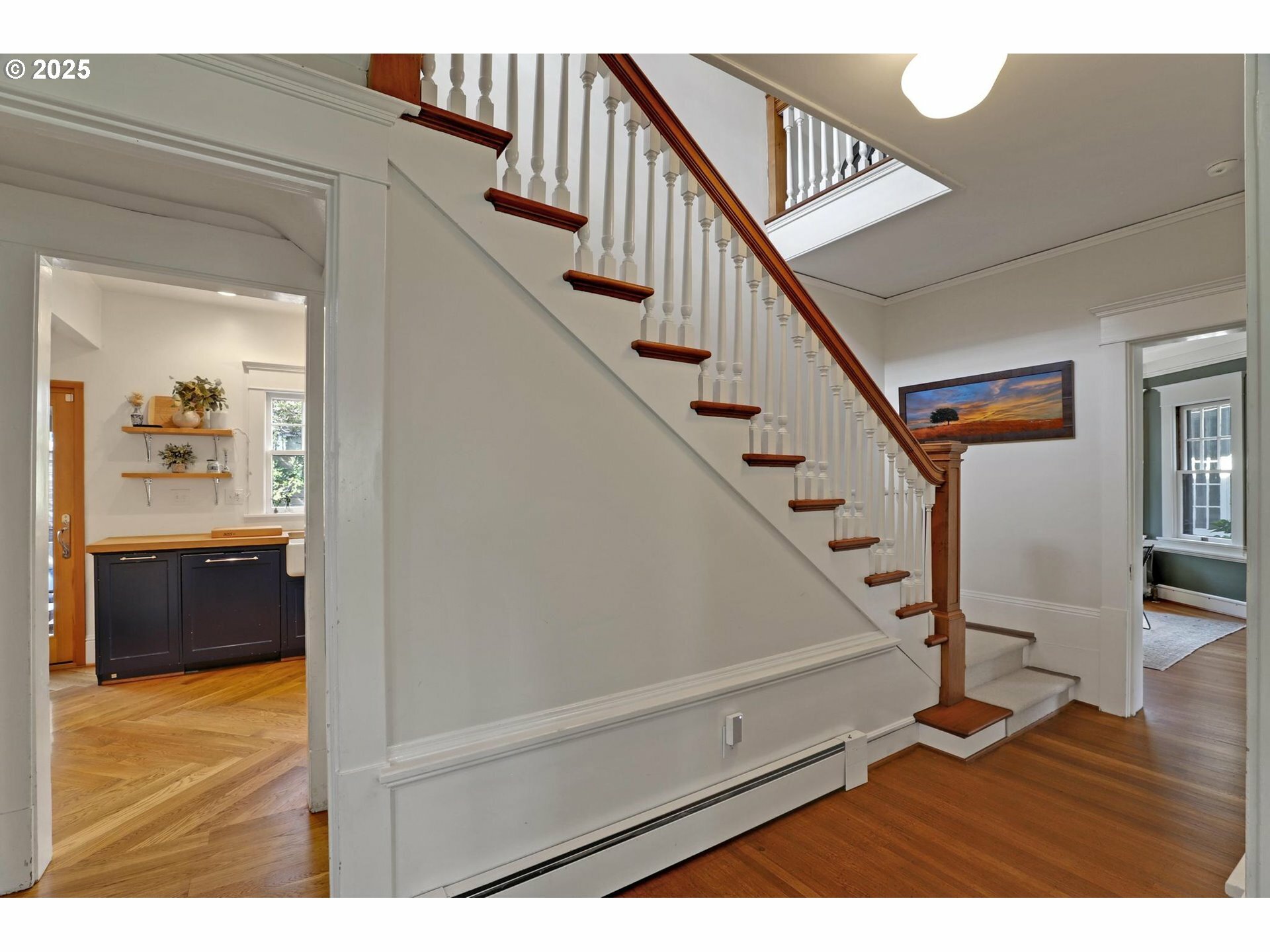 Property Photo: 3701 NE Davis St OR 97232