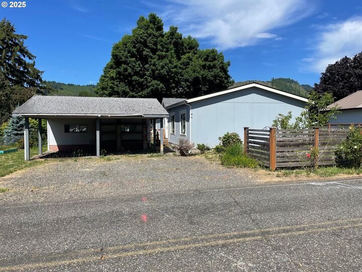 51 Fifth St  Carson WA 98610 photo