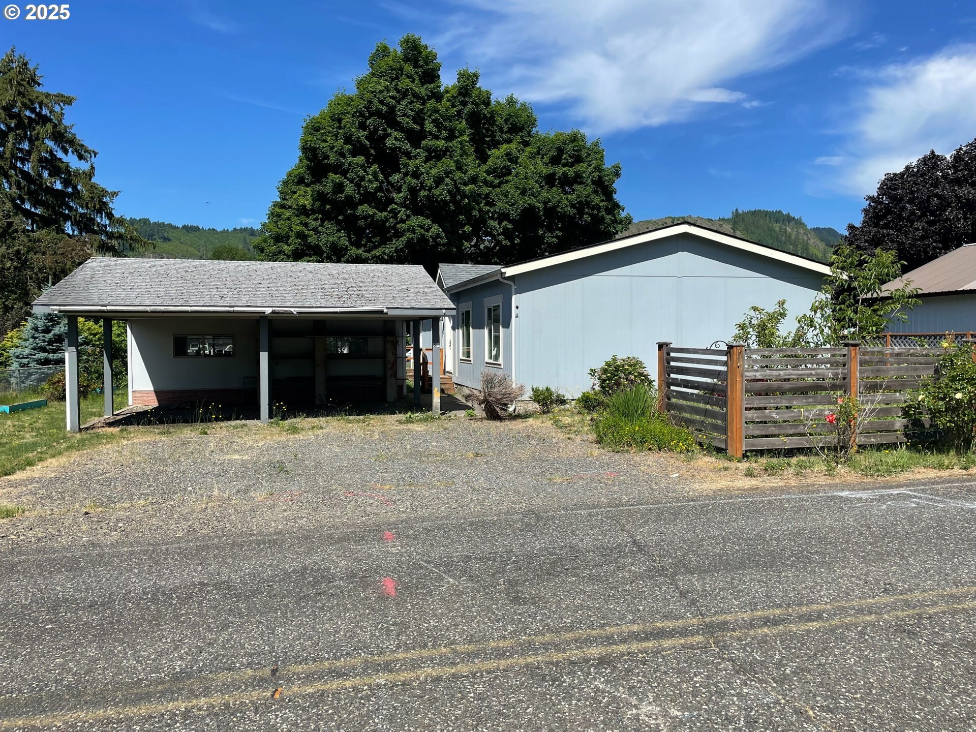 Property Photo: 51 Fifth St WA 98610