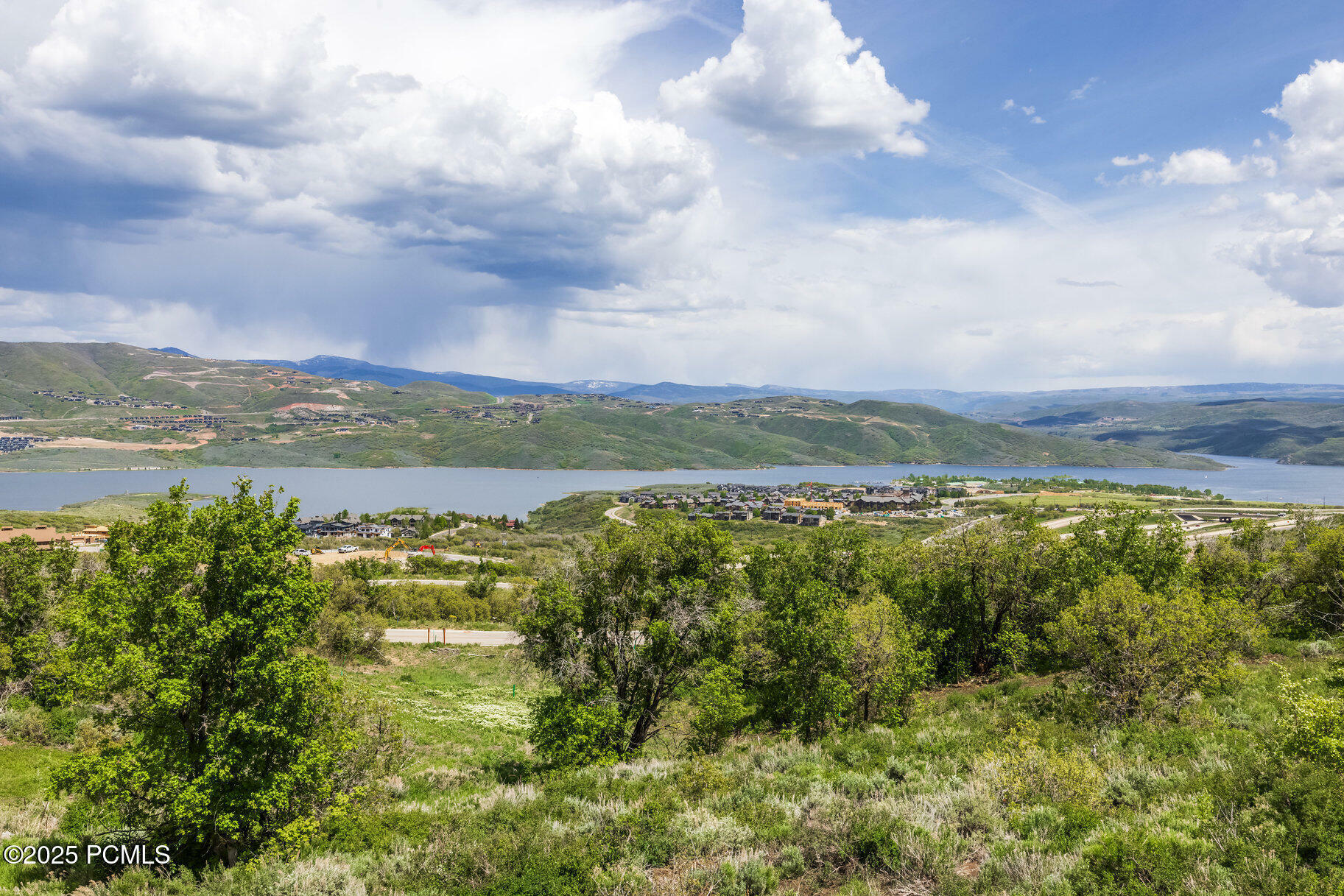 Property Photo: 2439 W Sonder Way UT 84060