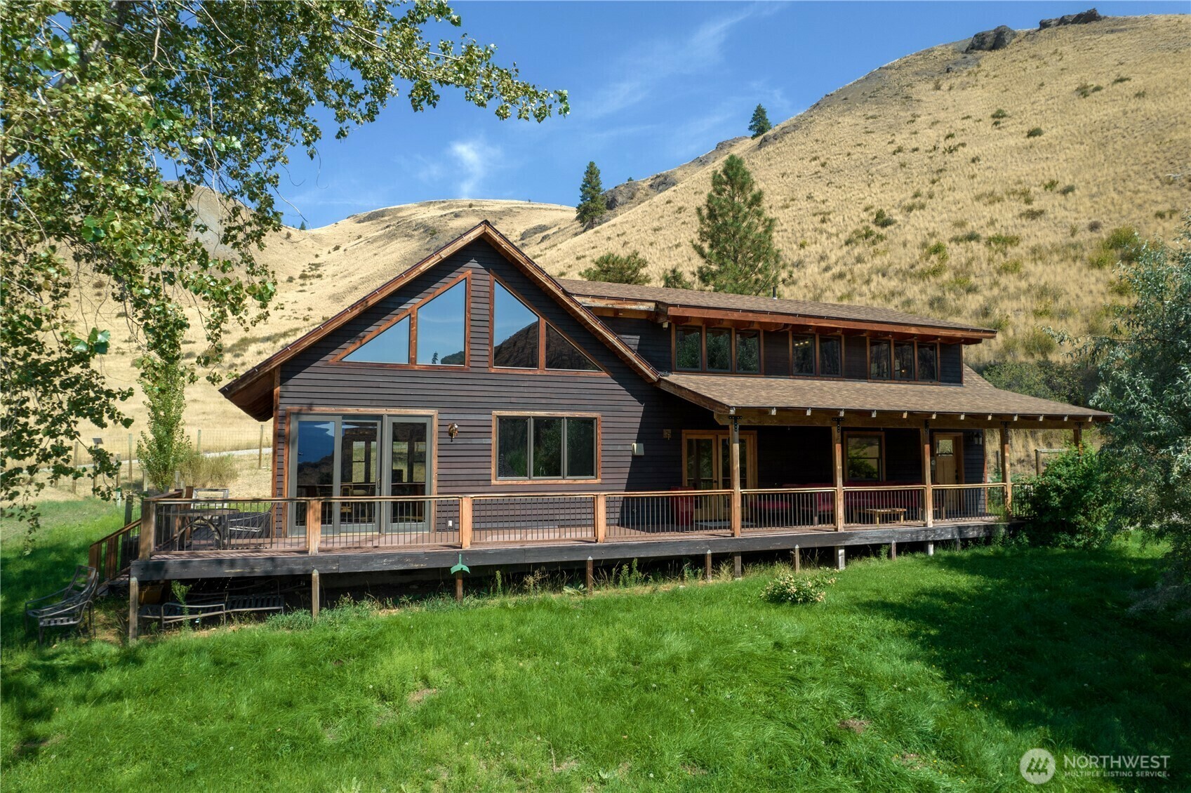 Property Photo: 50 Sage Canyon Dr WA 98862