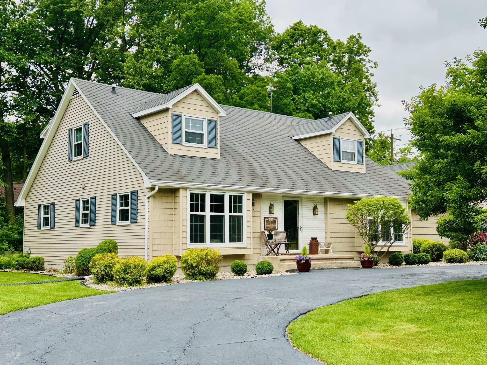 Property Photo: 11 Meadowbrook Court WI 54914