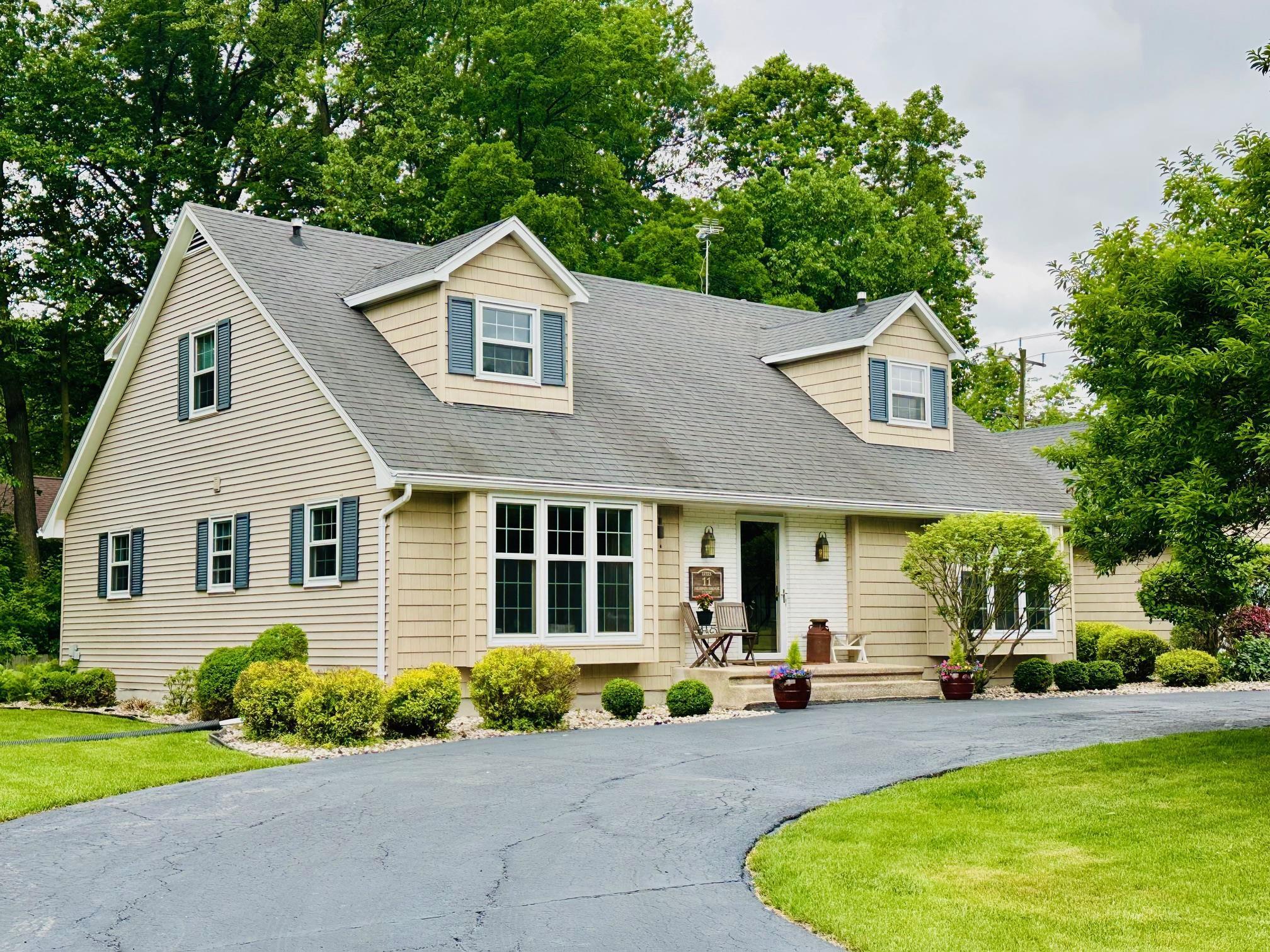 Property Photo: 11 Meadowbrook Court WI 54914