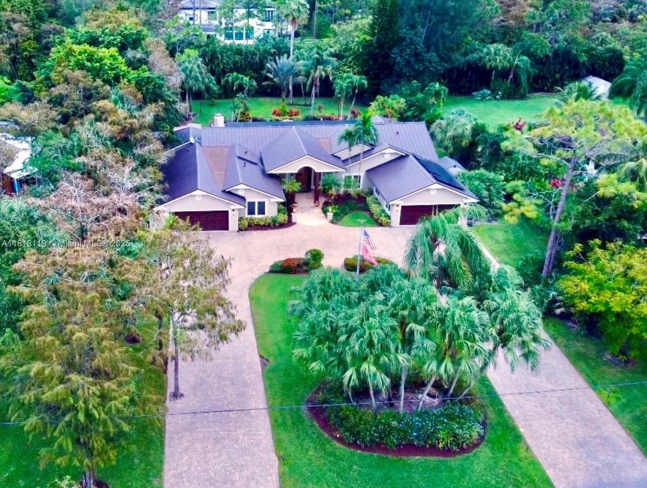 Property Photo: 5954 NW 74th Ter FL 33067
