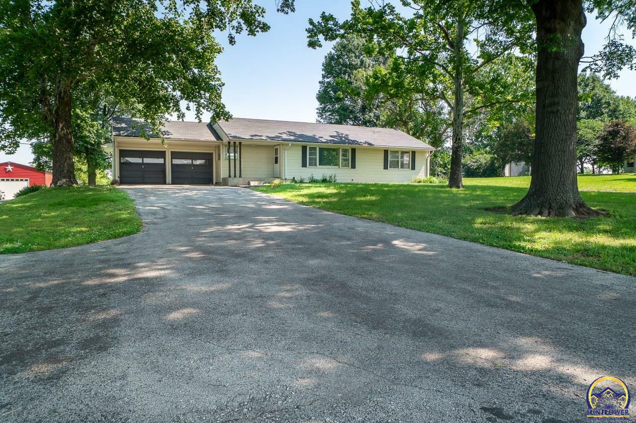 Property Photo: 634 NW 43rd St KS 66617