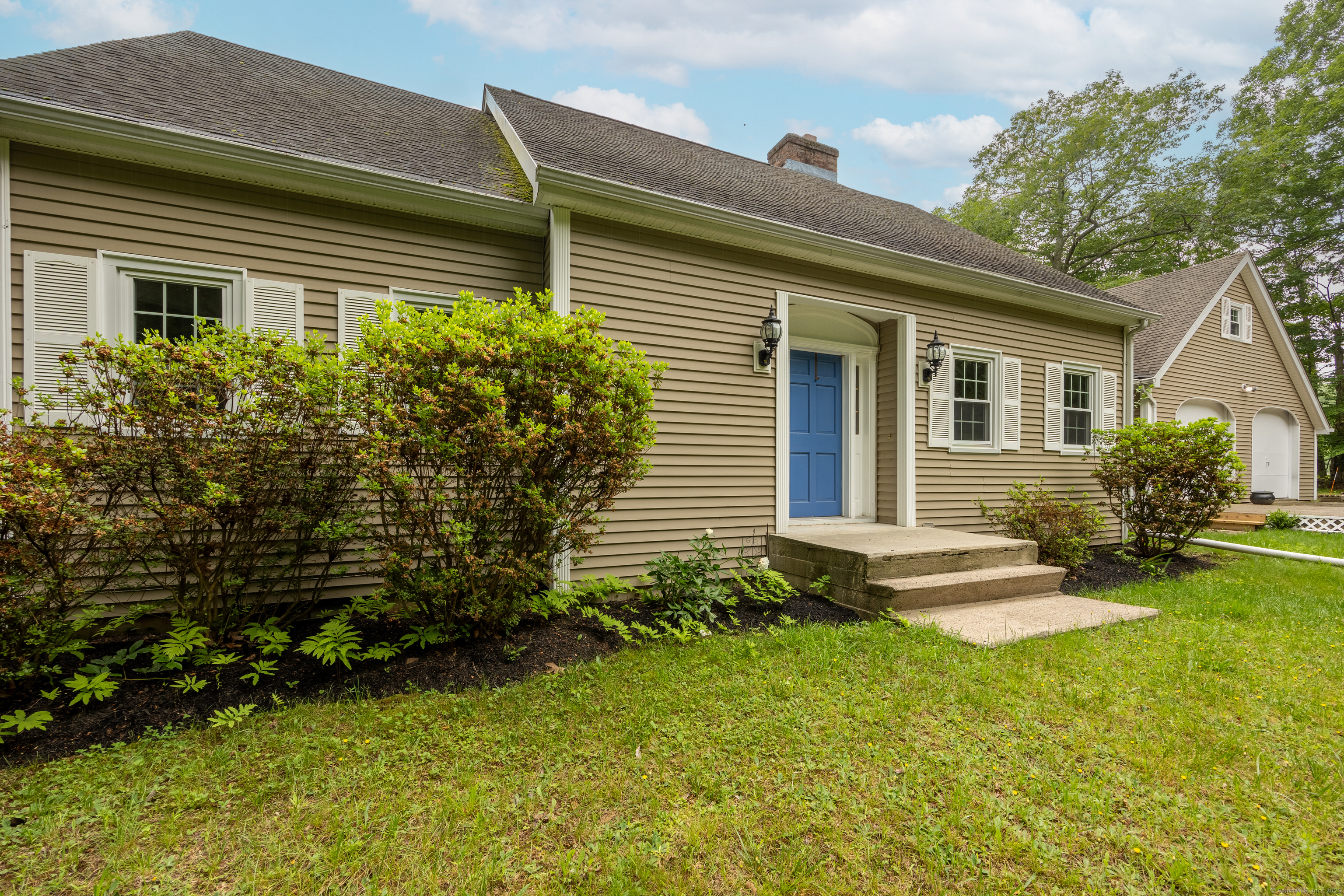 Property Photo: 223 Cheshire Road CT 06712