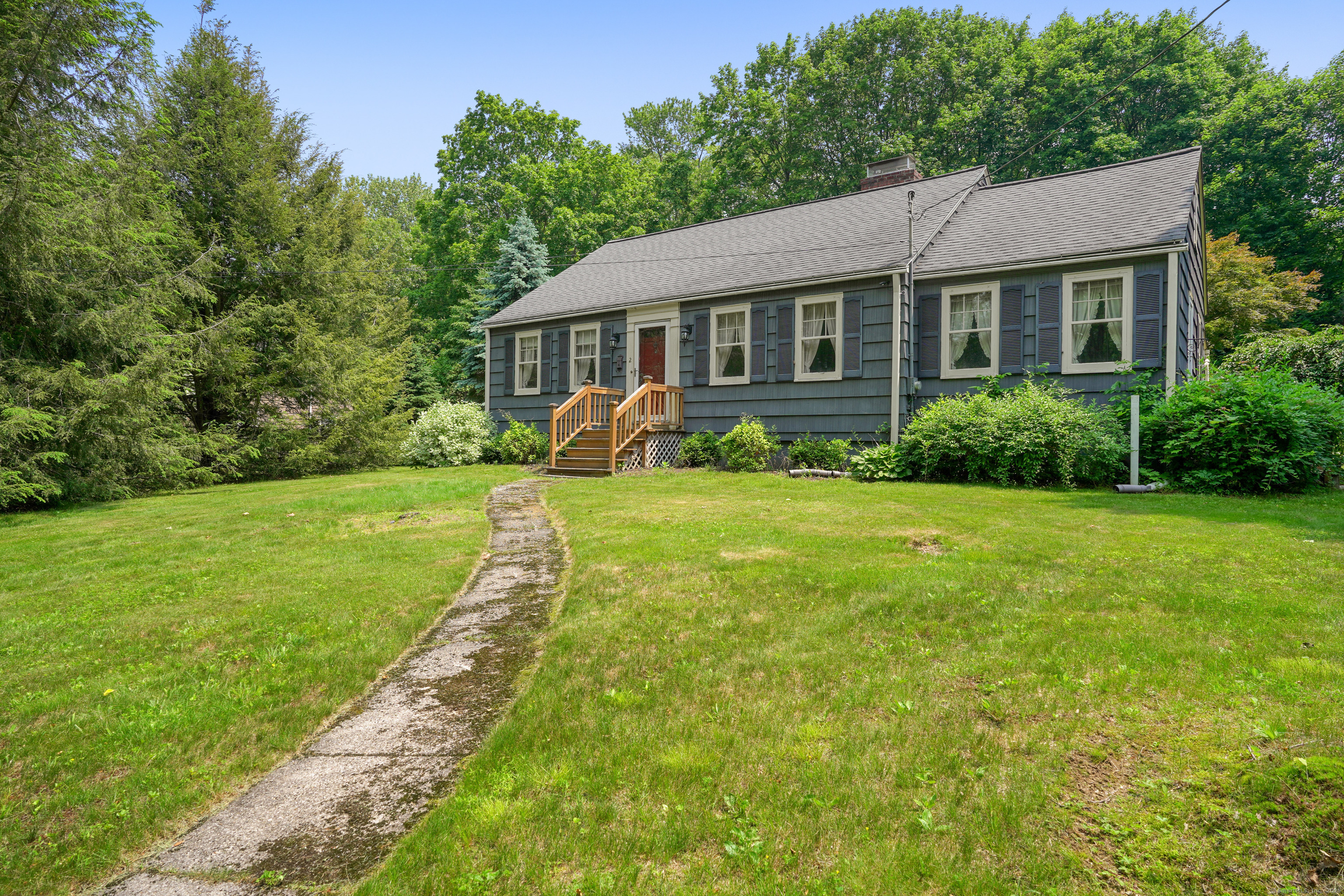Property Photo: 2 Stowe Place CT 06611