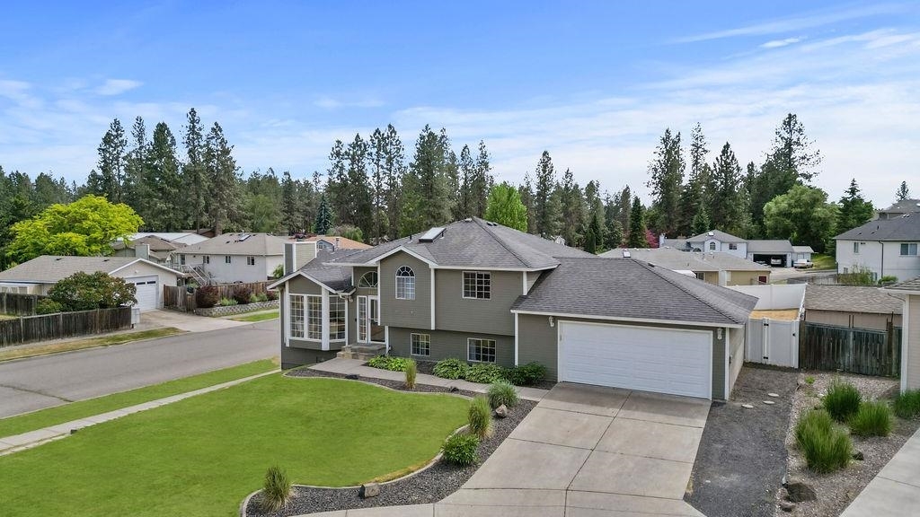 Property Photo:  8805 N Greenwood St  WA 99208 