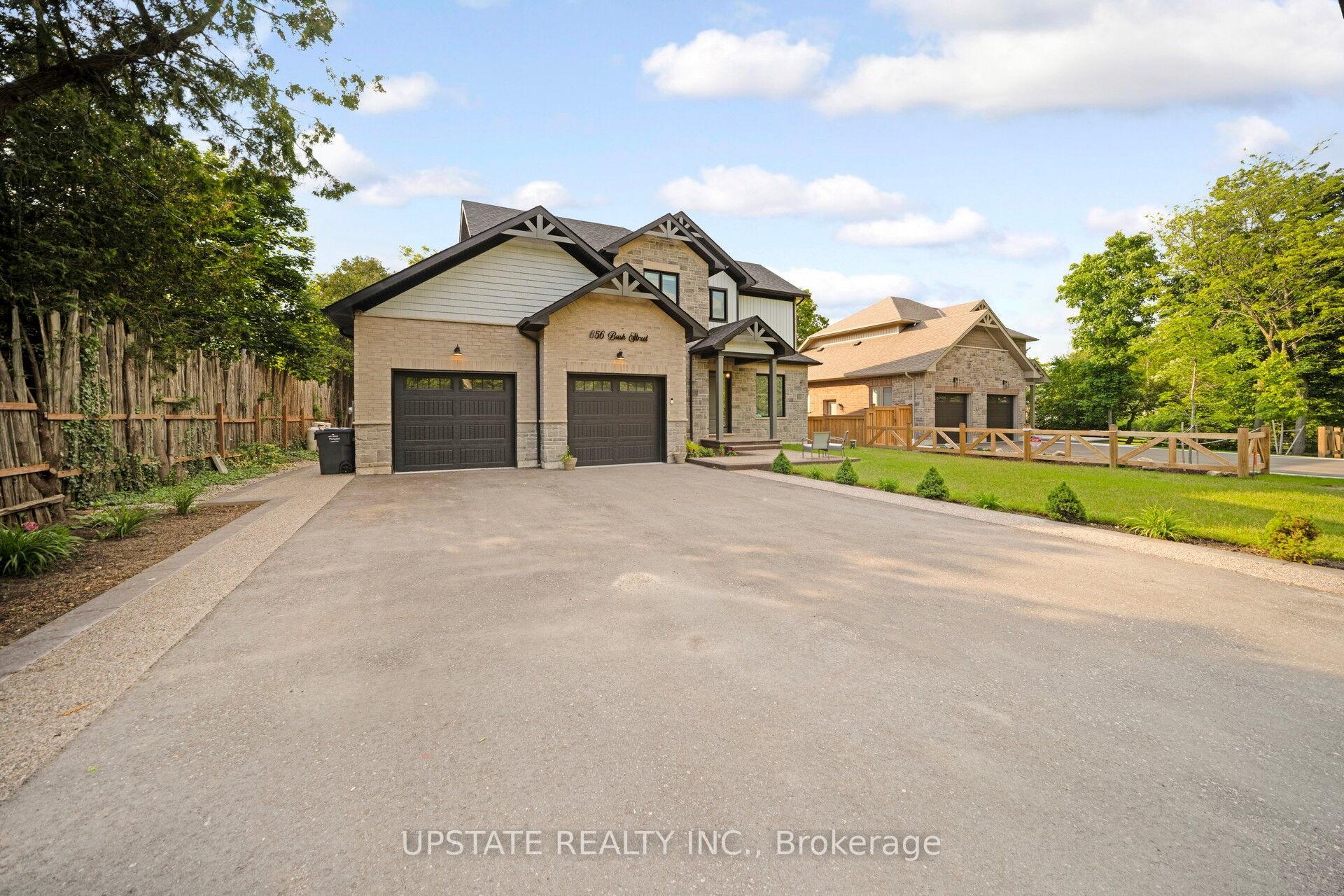 Property Photo: 656 Bush Street ON L7K 0E5