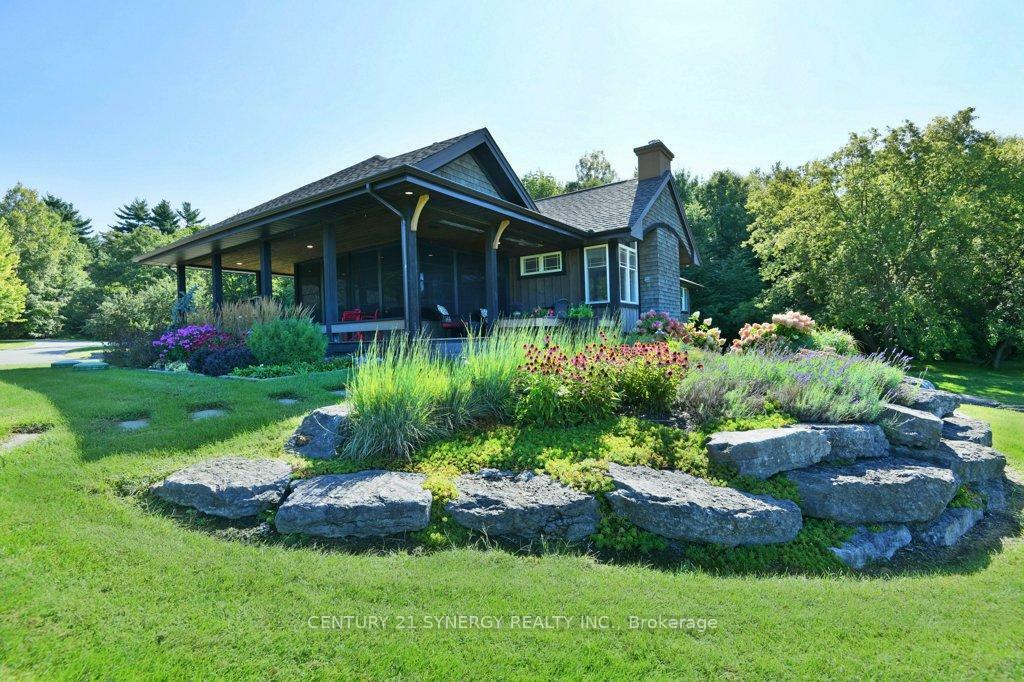 Property Photo: 4370 Carp Road ON K0A 1L0