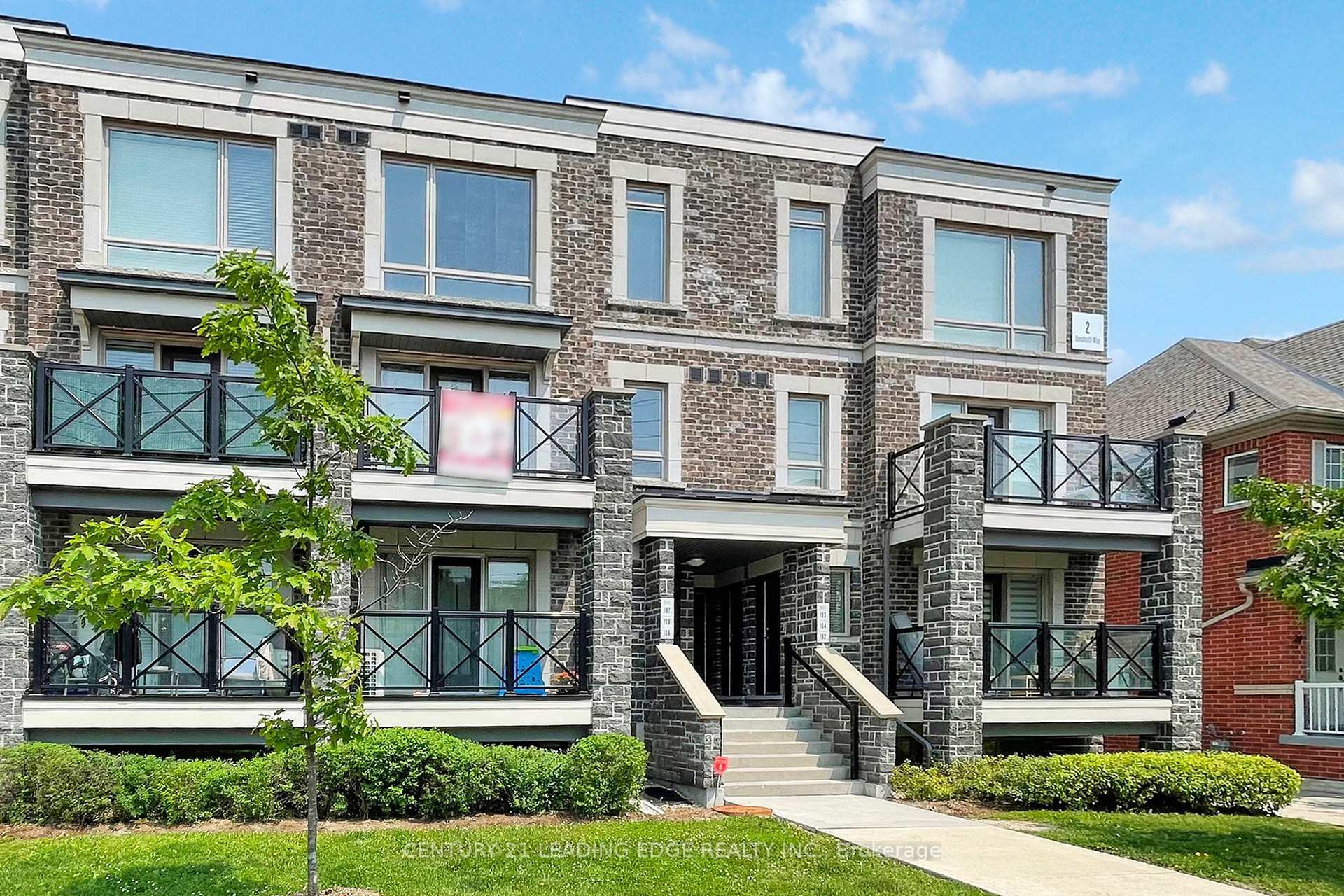 Property Photo: 2 Dunsheath Way 107 ON L6B 0A3