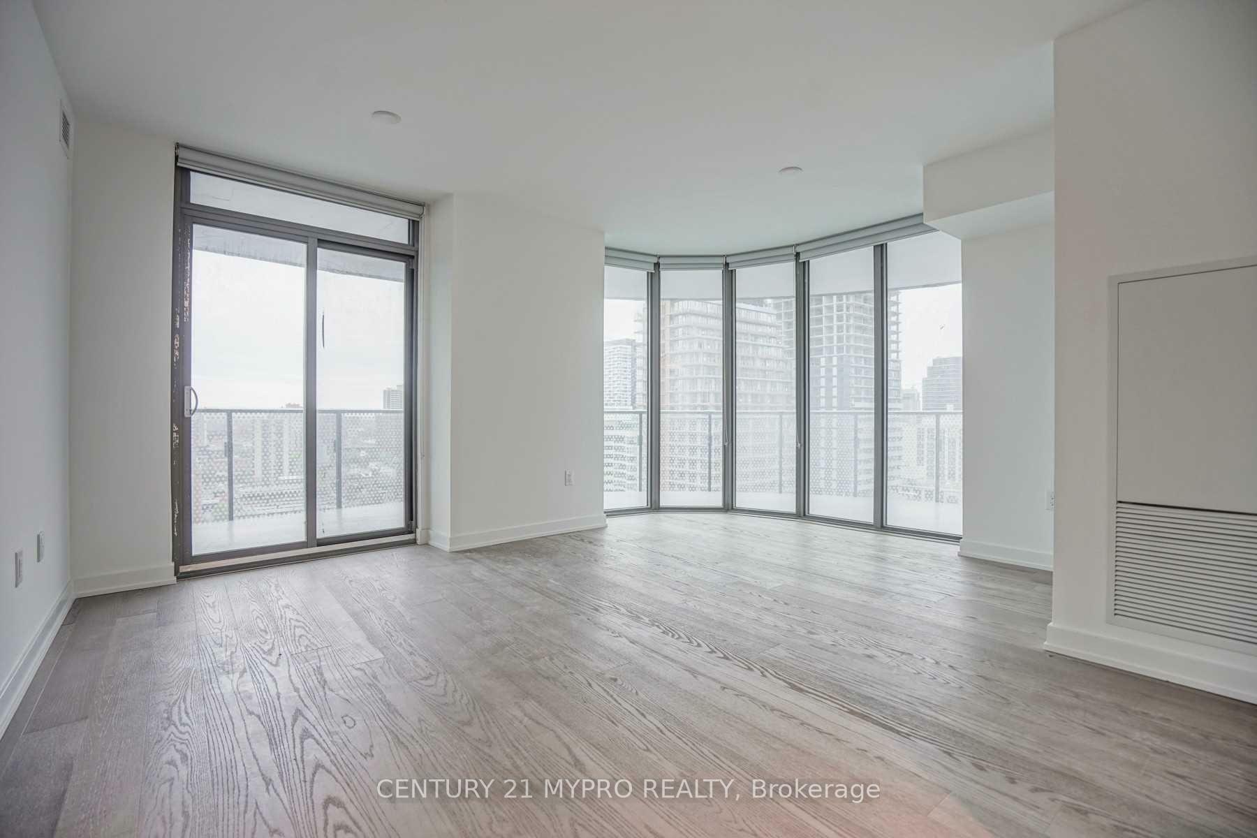 Property Photo: 11 Wellesley Street W 3102 ON M4Y 1E8