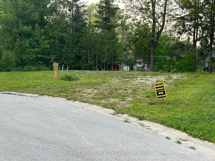 Property Photo:  48 Gordon Crescent  ON N4L 0A9 
