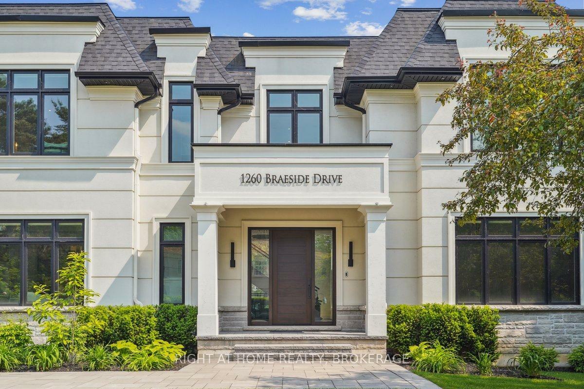 Property Photo: 1260 Braeside Drive ON L6J 2A4