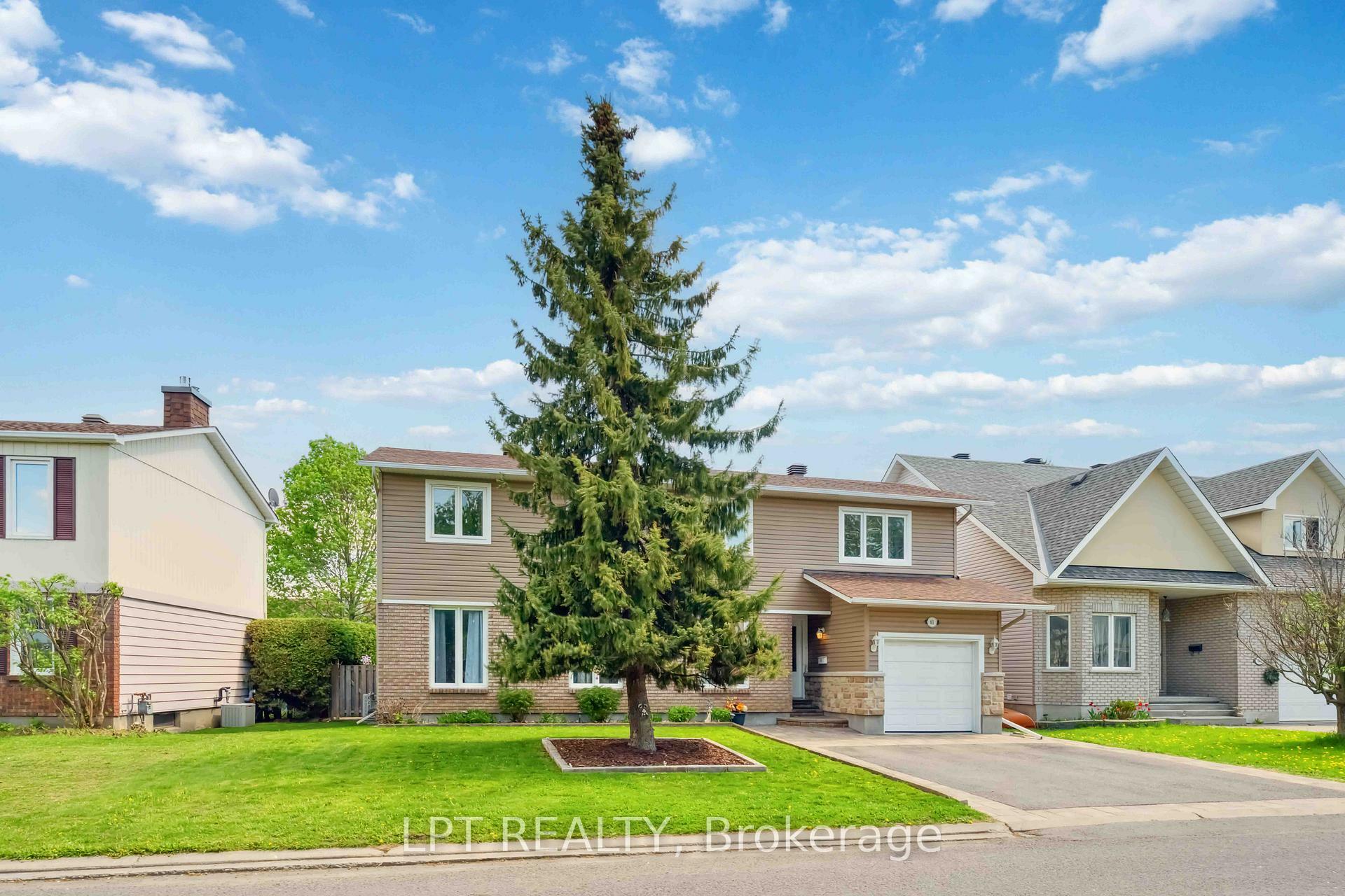 Photo de la propriété: 61 Fieldgate Drive ON K2J 1V3