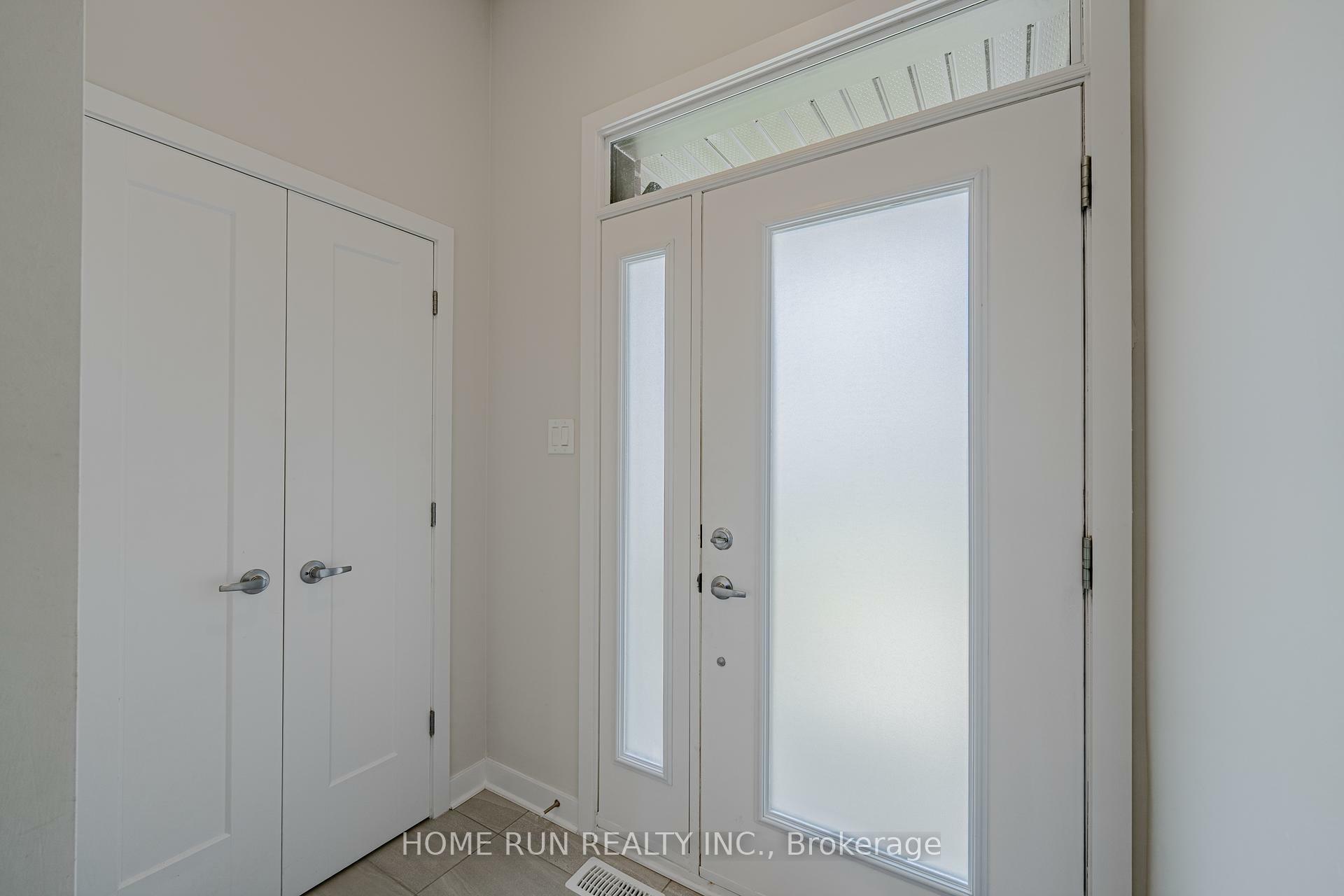 Property Photo:  23 Maize Street  ON K2S 2T4 