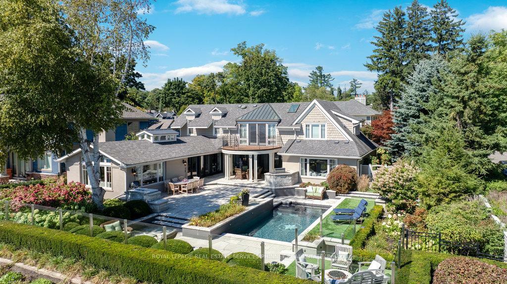 Photo de la propriété: 8 Chartwell Road ON L6J 3Z4
