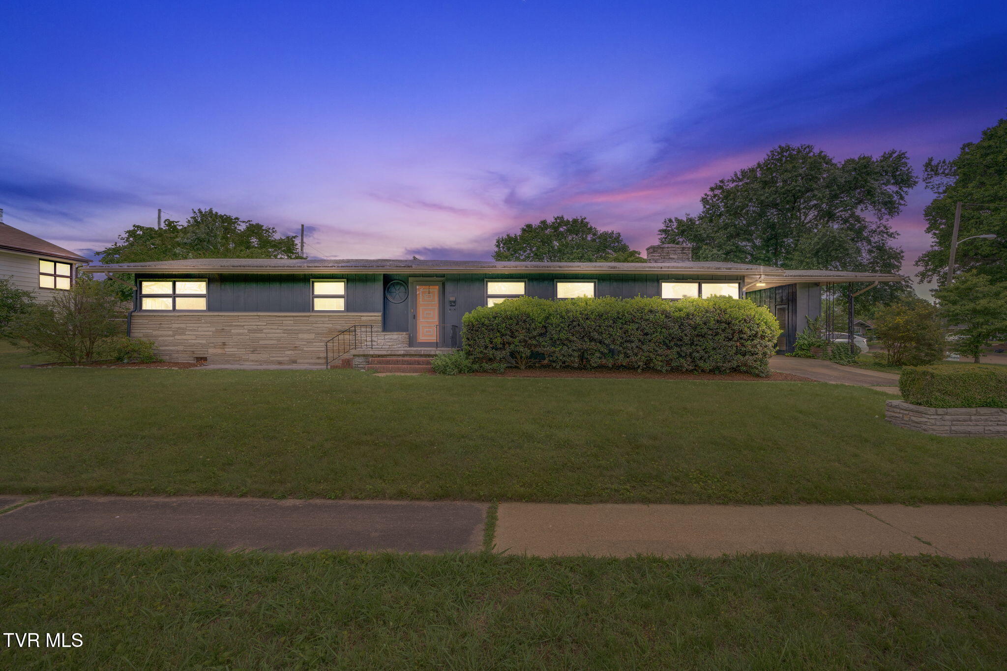 Property Photo: 2011 Bruce Street TN 37664