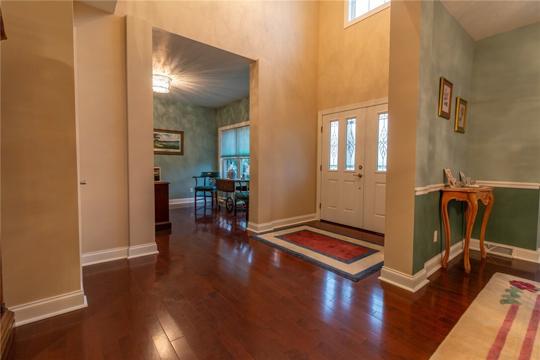 Property Photo: 1010 Country Club Rd PA 15644