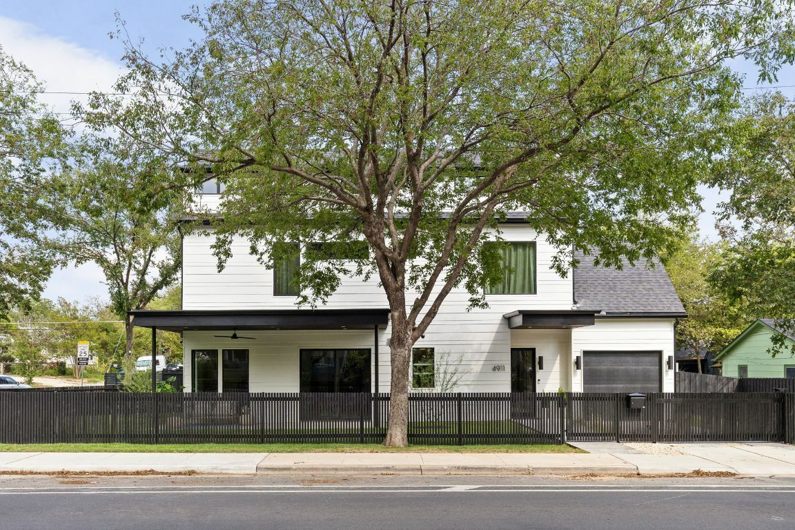 Property Photo: 4911 Duval TX 78751