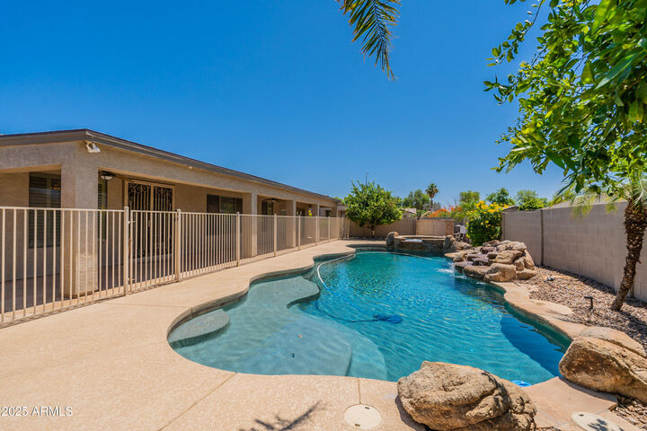Property Photo:  3173 E Canyon Way  AZ 85249 