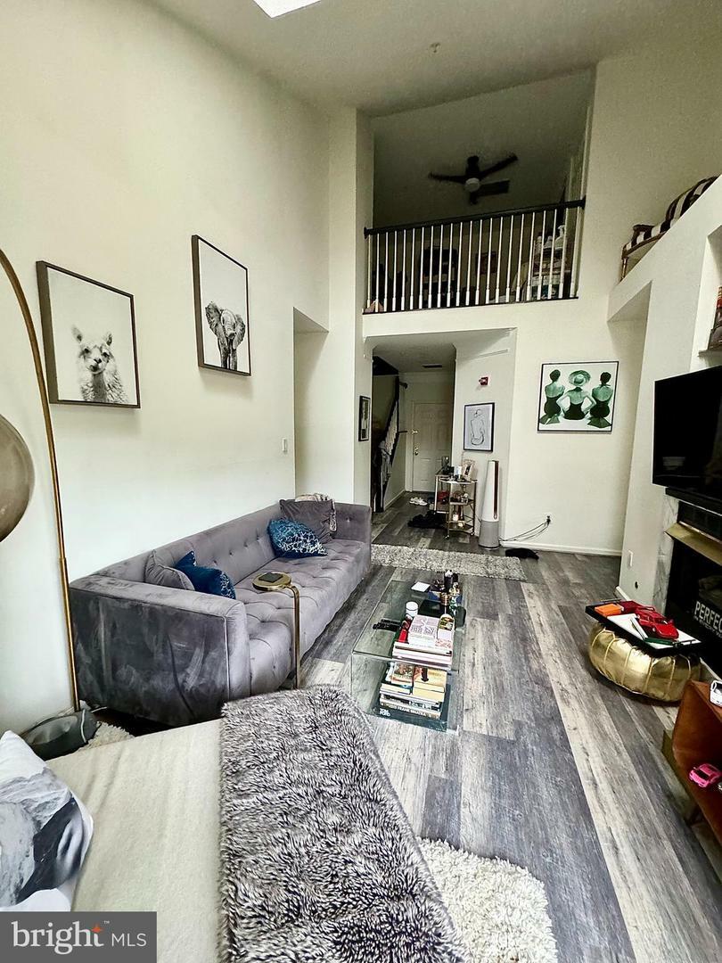 Property Photo: 6541 Grange Lane 401 VA 22315