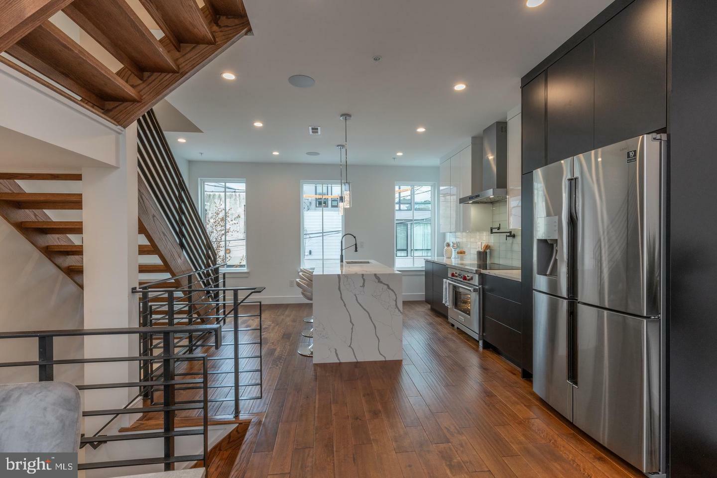 Property Photo: 1111 E Dunton Street PA 19123