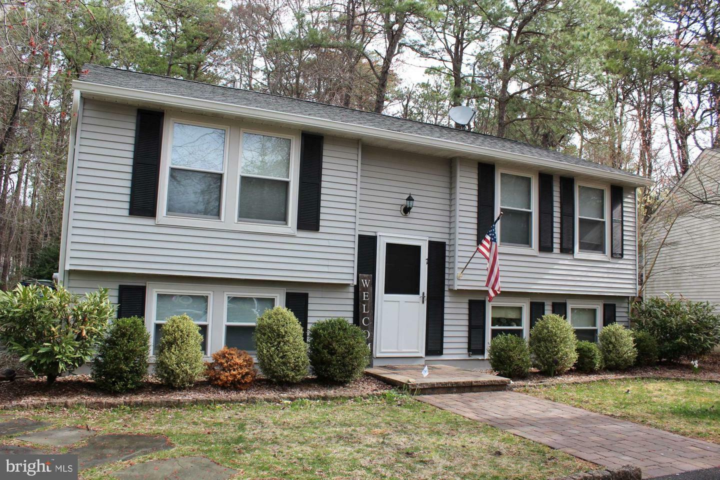 Property Photo: 7 Georgian Ct. NJ 08053