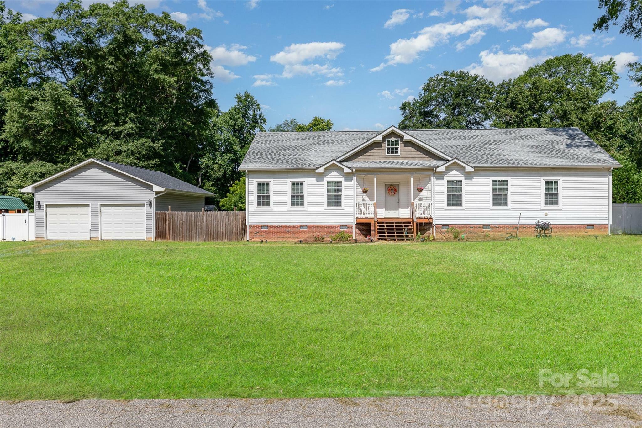 Property Photo: 1593 Bloomfield Road SC 29732
