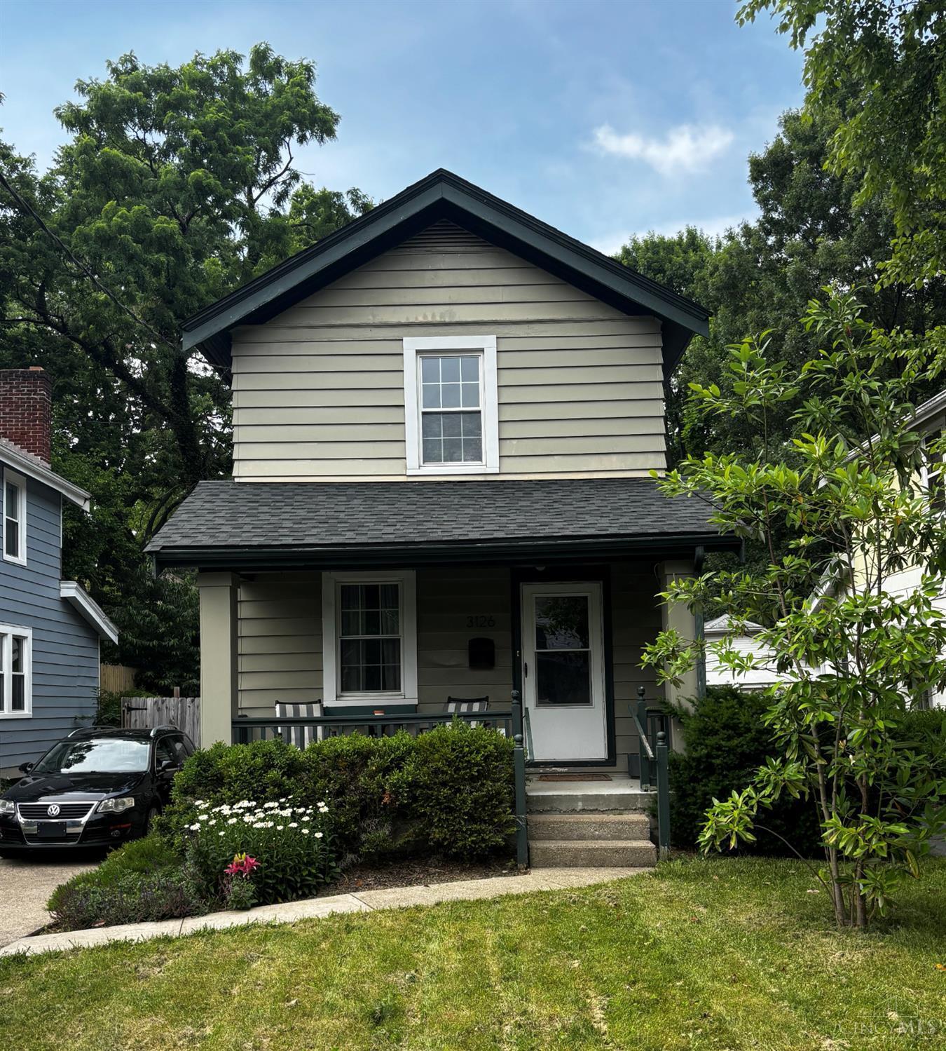 Property Photo: 3126 Mapleleaf Avenue OH 45213