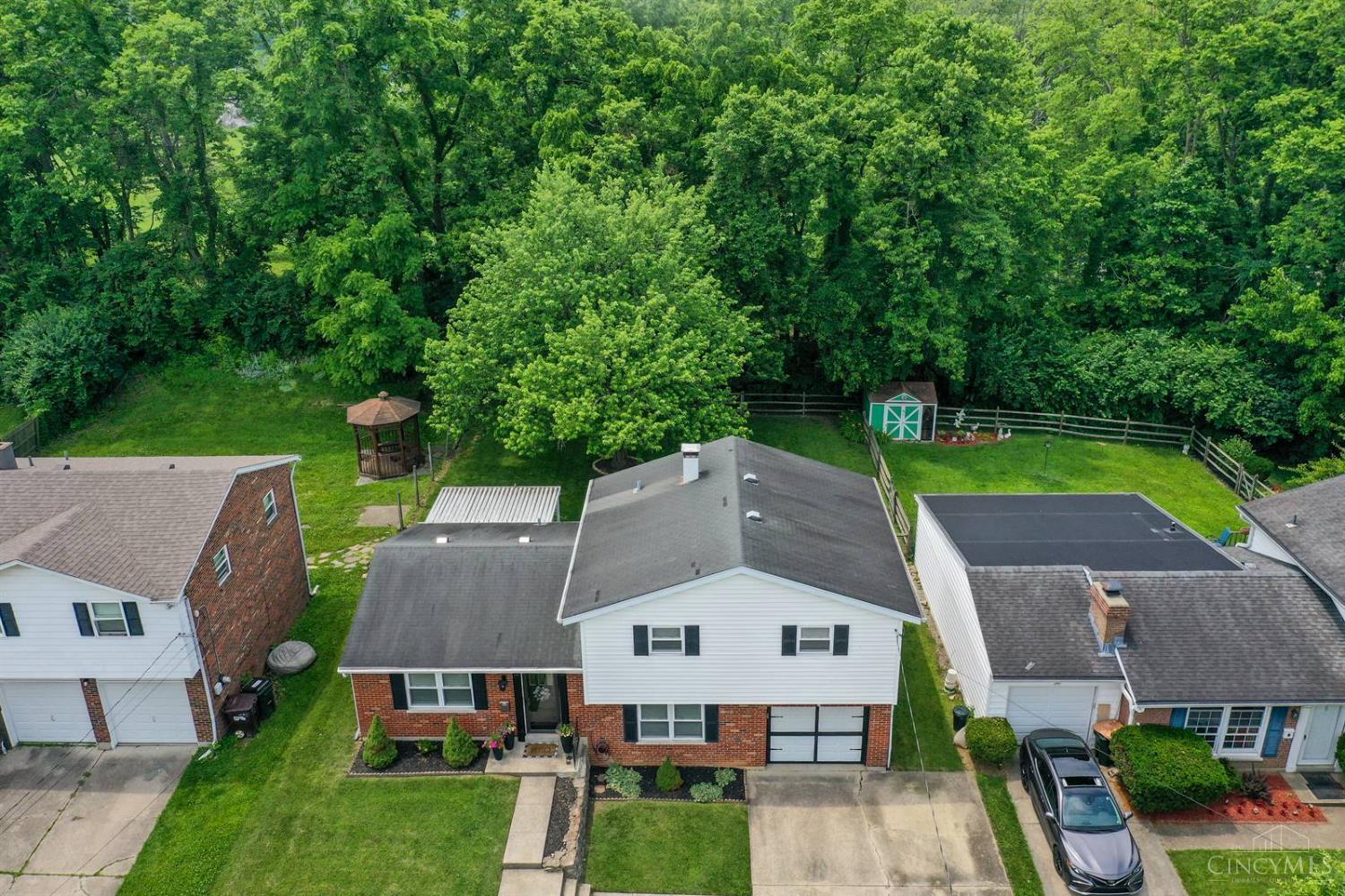 Property Photo: 10569 Gloria Avenue OH 45231
