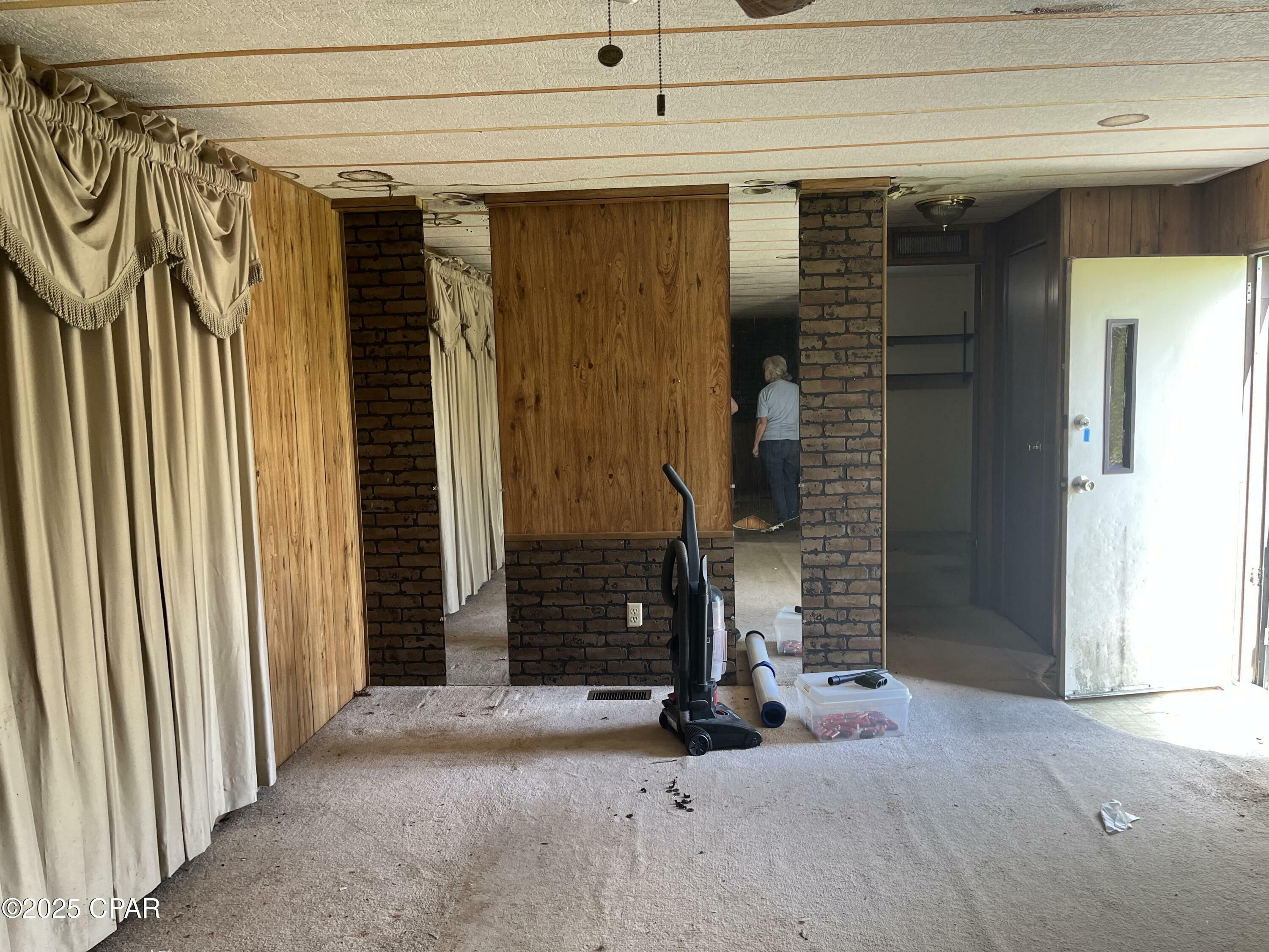 Property Photo: 7214 Roadrunner Street FL 32466