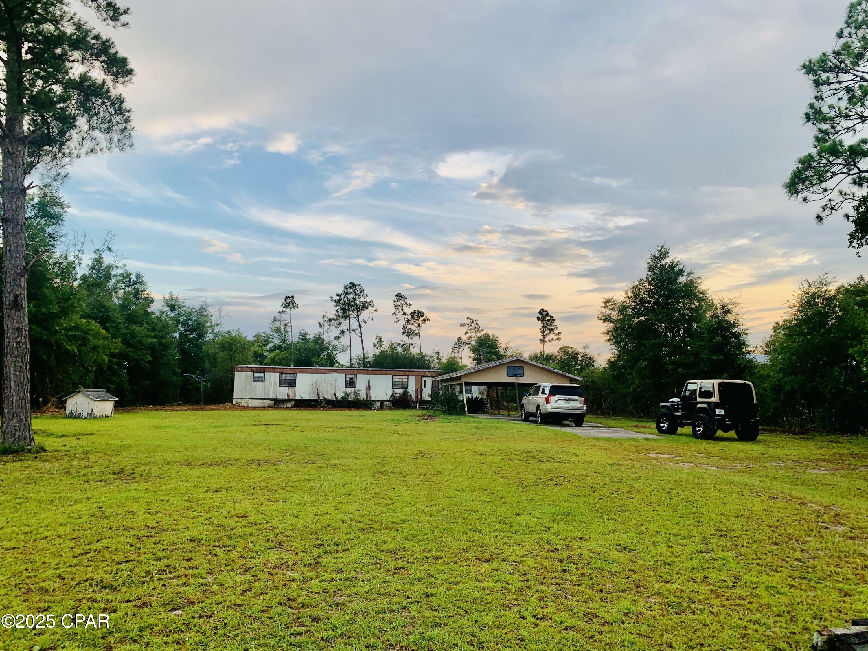 Property Photo: 7214 Roadrunner Street FL 32466