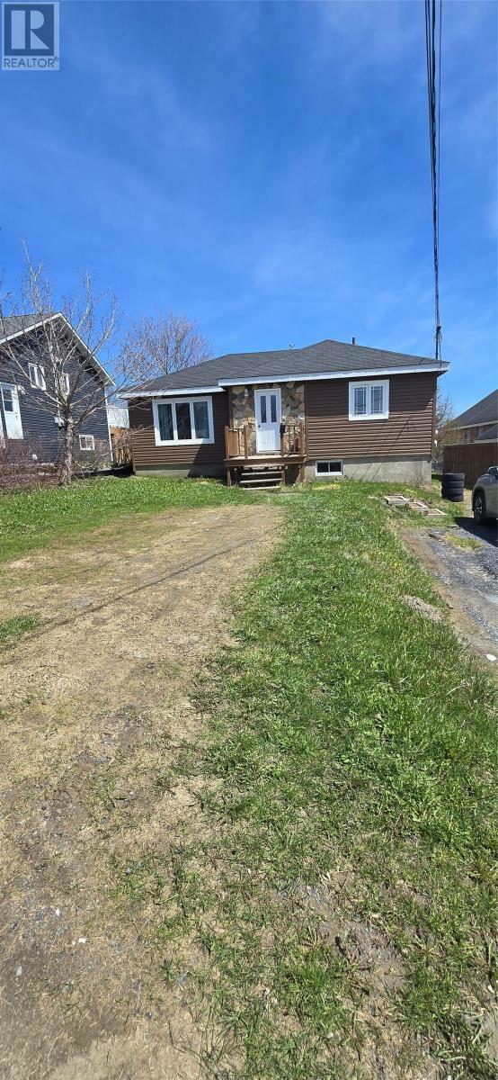8 Oakes Road  Corner Brook NL A2H 4R8 photo