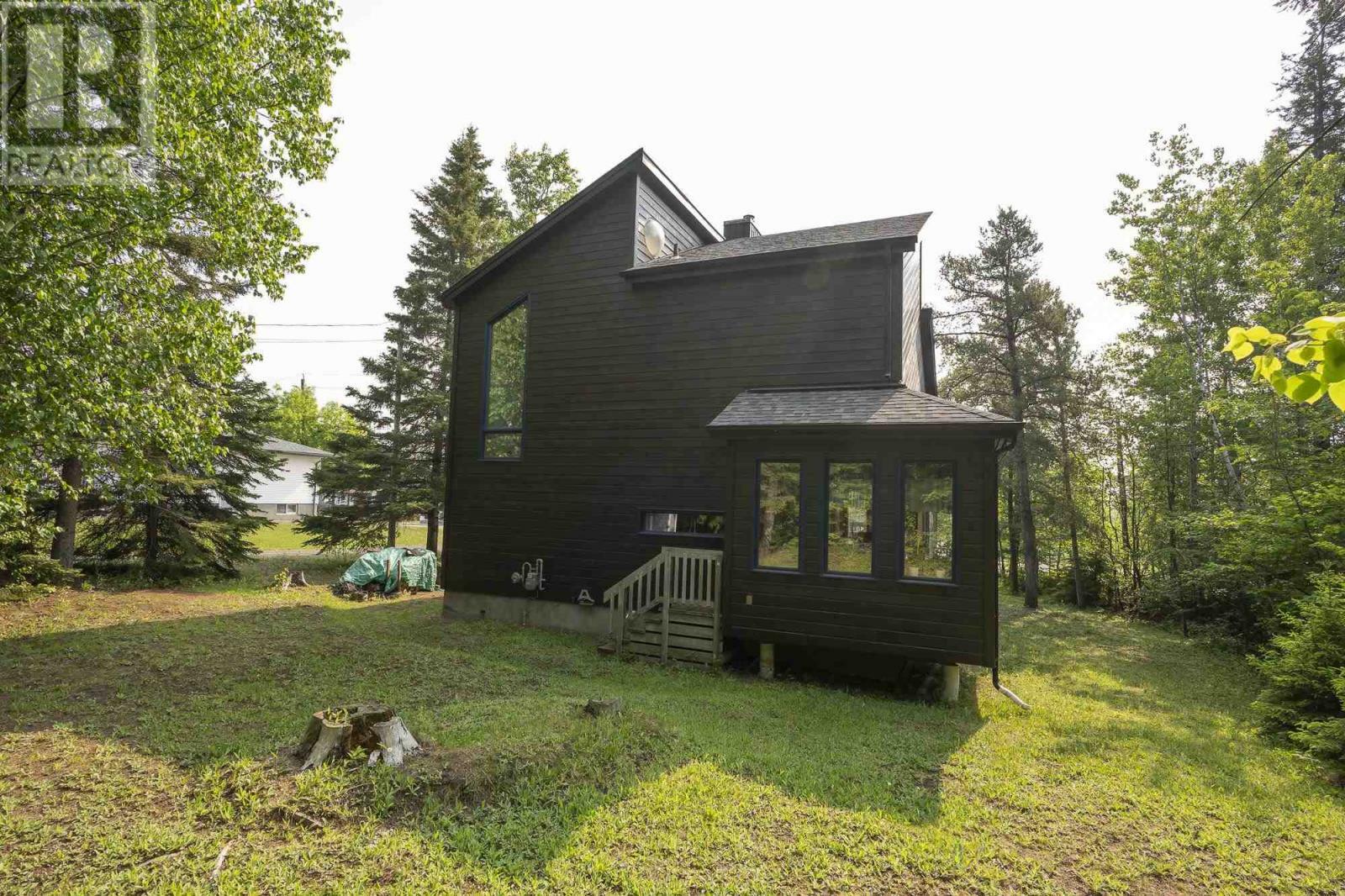 Property Photo: 119 Market St ON P7A 8A4