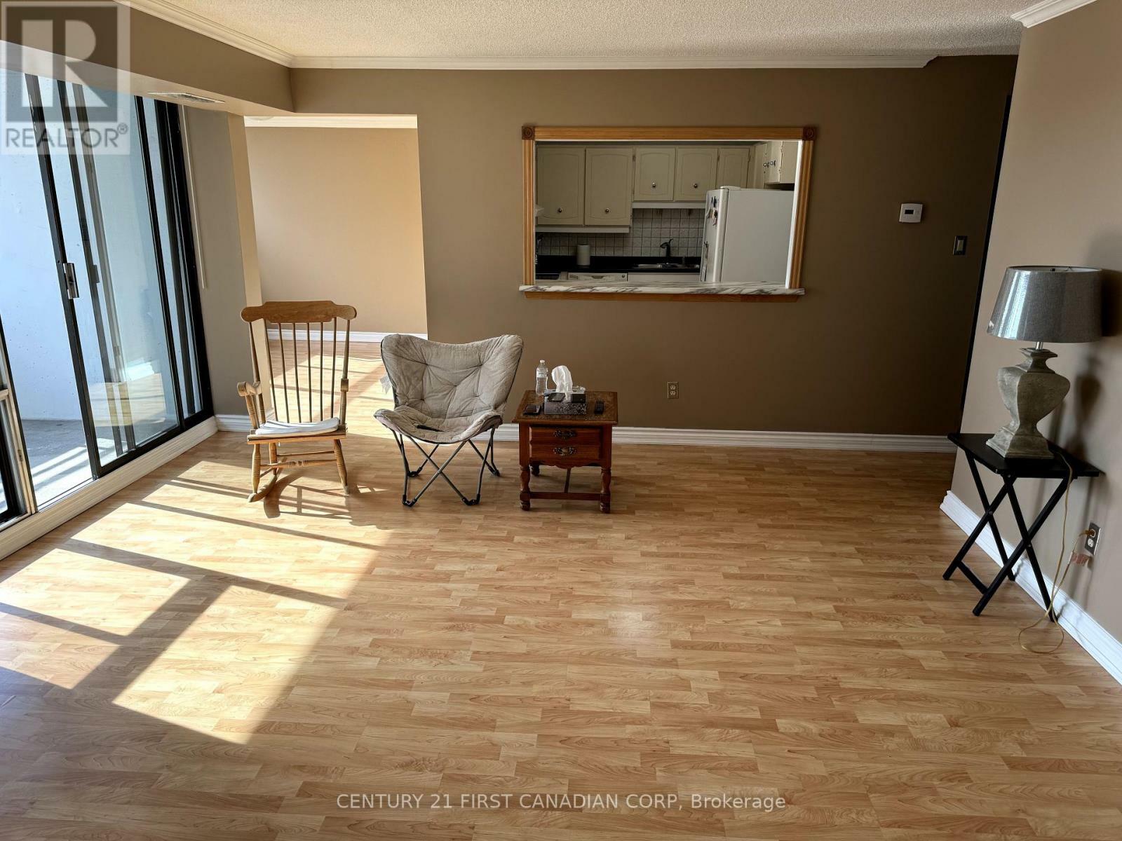 Photo de la propriété: 380 King Street 1105 ON N6B 3L6