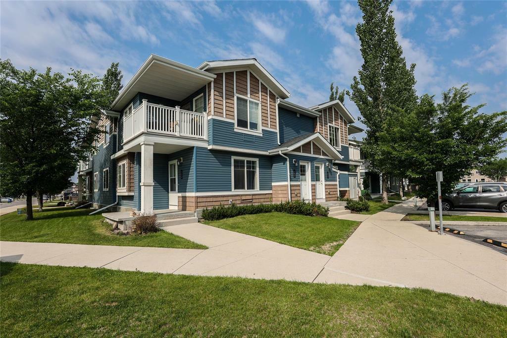 Property Photo: 25 Tim Sale Drive MB R3Y 0P7