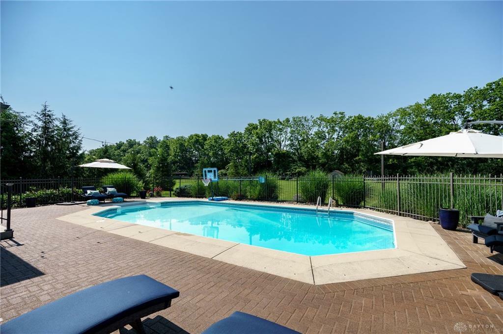 Property Photo: 243 Woodside Trail OH 45036