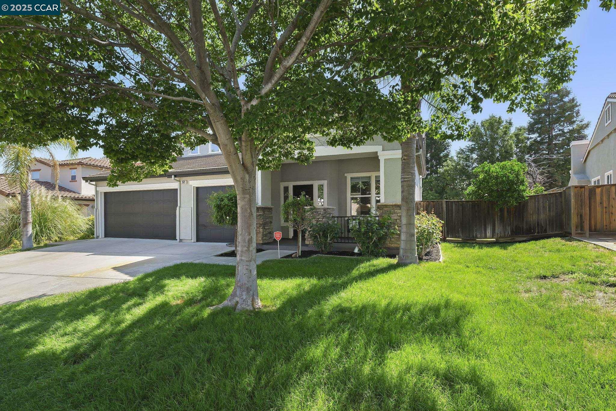 Property Photo: 2621 Carson Way CA 94531